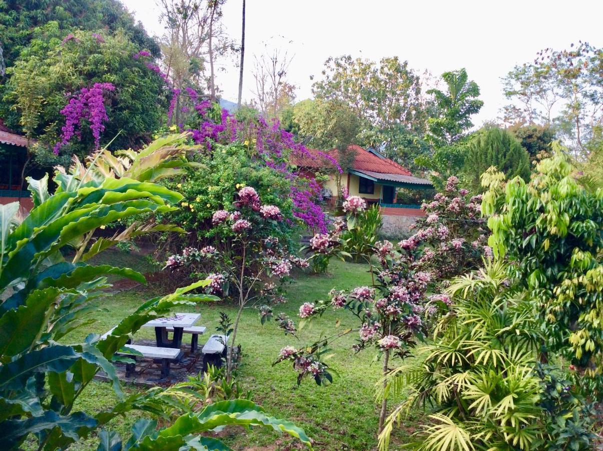 Baansuan Nanglae Hill Homestay Banbothong Kültér fotó