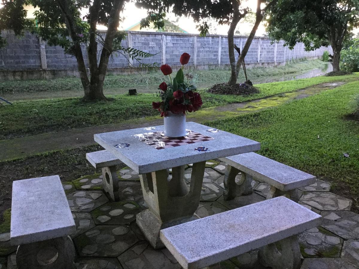 Baansuan Nanglae Hill Homestay Banbothong Kültér fotó